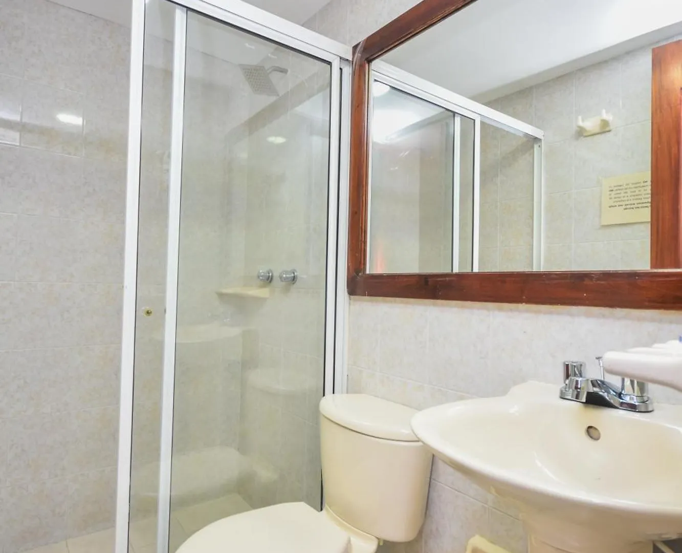 Hotel Estadio Real 메딜린