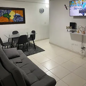 Aparta En Laureles Estadio 105 Mts Cuadrados Apartamento