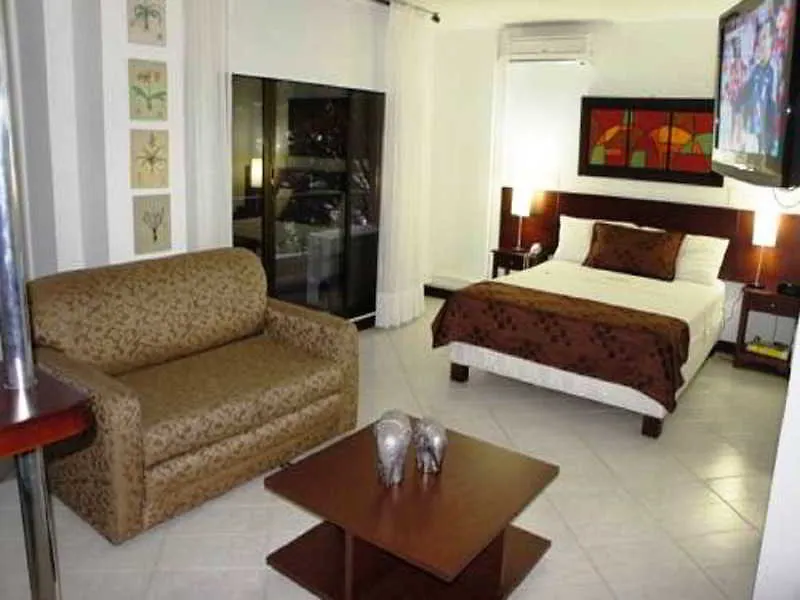 ***  Hotel Estadio Real Medellín Colombia