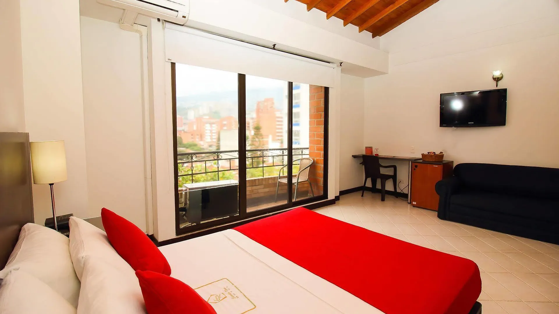 Hotel Estadio Real Medellín 3*,  Colombia